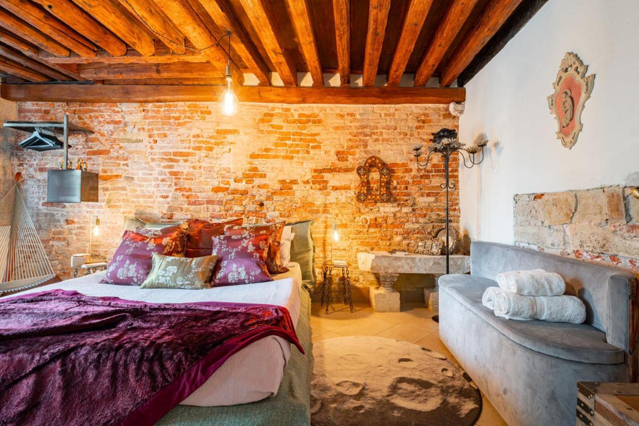 Appartement Casa Manina Sul Ponte - Your Private Canal View Venetië