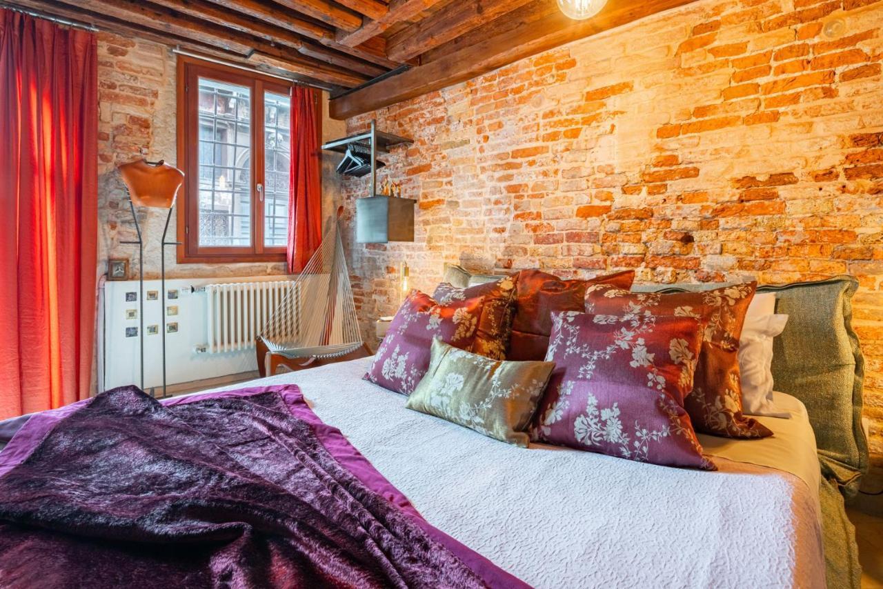 Appartamento Casa Manina Sul Ponte - Your Private Canal View Venezia